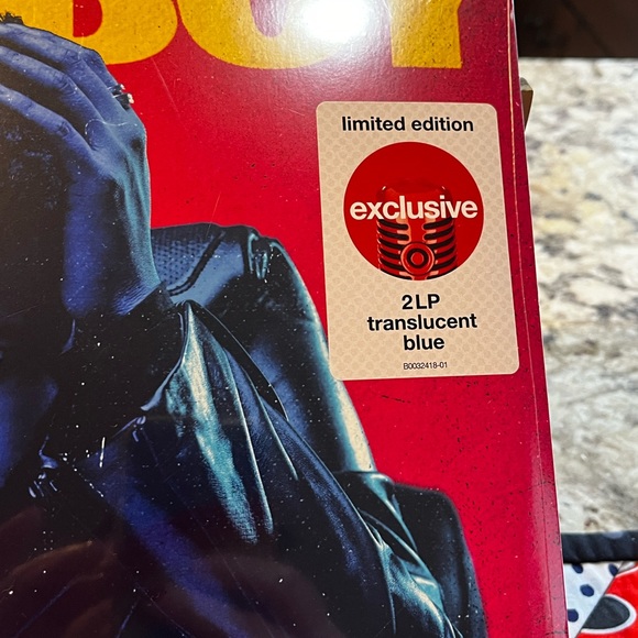 NEW THE WEEKND STARBOY TARGET EXCLUSIVE TRANSLUCENT BLUE  (2LP) VINYL RECORD - Picture 4 of 5